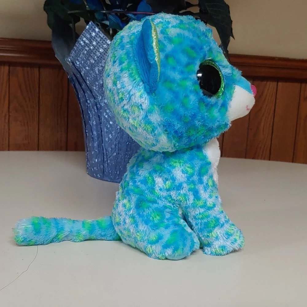 Ty 🆕 Beanie Boo's Leona The Cat Stuffed Animal Toy